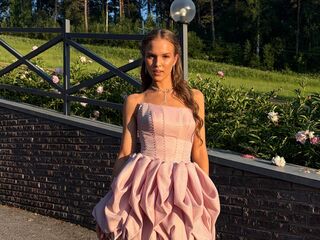 camslut MirianaFarris