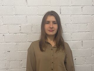 shaved pussy cam MistyViniard