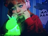 naughty camgirl fingering shaved pussy NahomiParker