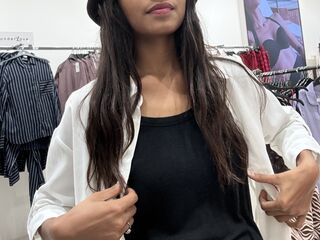 chatroom cam NainaSingh