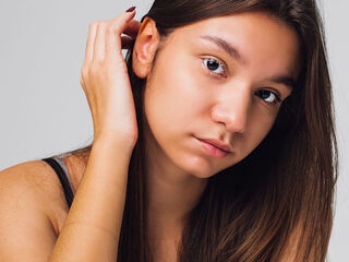 masturbating webcamgirl NoeliaZiler