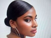 striptease cam NyahVelvet