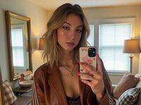 camslut topless PandoraZavasky