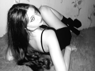 camslut fingering shaved pussy PattySilkwood