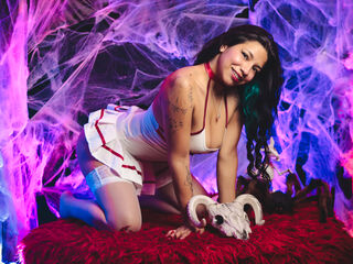 chat with cam PaulinaJaece