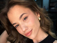 shower PearlyLominack