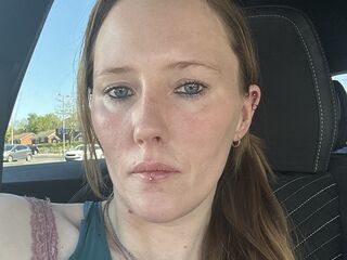 streaming live cam Plushypie