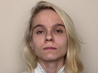 camgirl fingering wet pussy PoulaShade