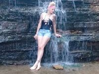 camgirl masturbating with sextoy RachealDraco