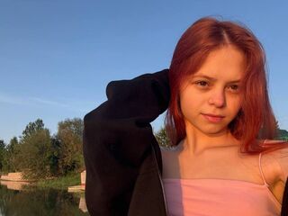 naked cam girl photo RebaDoty
