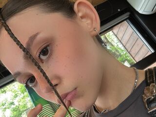 fingering camgirl video RebbecaKennemer