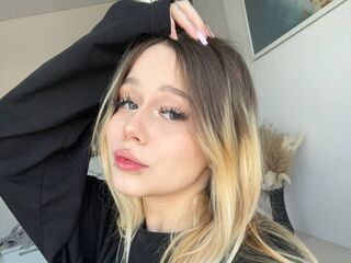 girl RegeniaCorrela