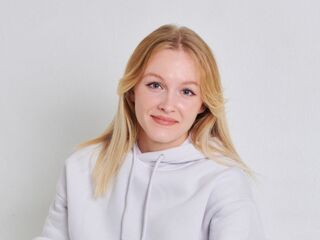 cam slut photo RhonaBrechtel