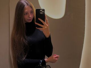 cam girl masturbating with dildo RoxanneSpector