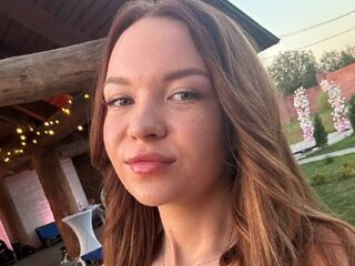 nude camgirl pic SadeBergum