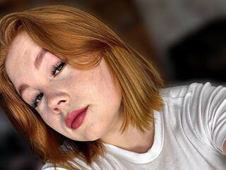 cam girl chatroom SallyJohnson