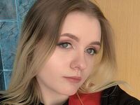 girl webcam show ShannonPomilla