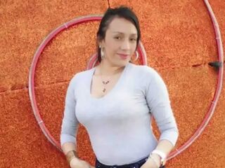 naked cam girl fingering pussy ShanteyLaurens