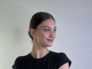 camgirl chatroom SharikaWigington