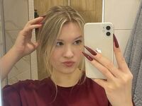 bedroom webcam SkyeDavi