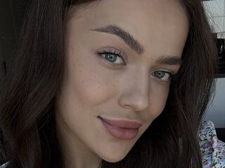 live strip tease show SophieLun