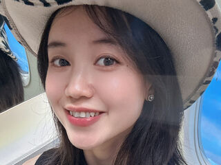 camgirl spreading pussy SunnyXu