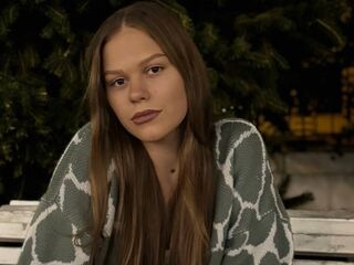 shower webcam TamaAkiyama