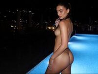 topless cam girl ThaliaGudgel