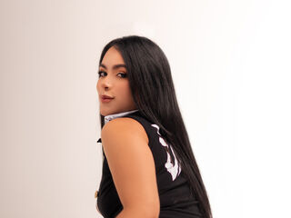 cam girl photo ThaliiaDuran