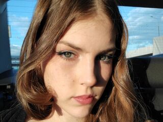 closeup cam TheaBurks
