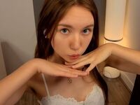 nude webcam girl pic TranKaemmerer