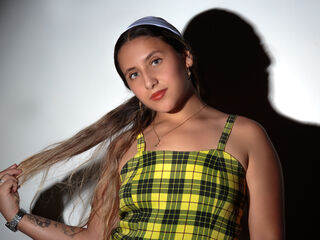 naked cam chatroom VegaLila