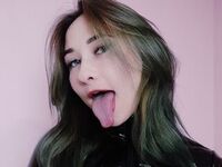 camslut fingering pussy VikaCheers